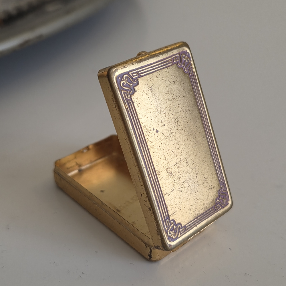 1920s Gold Art Nouveau "Melba" Refillable Makeup Compact